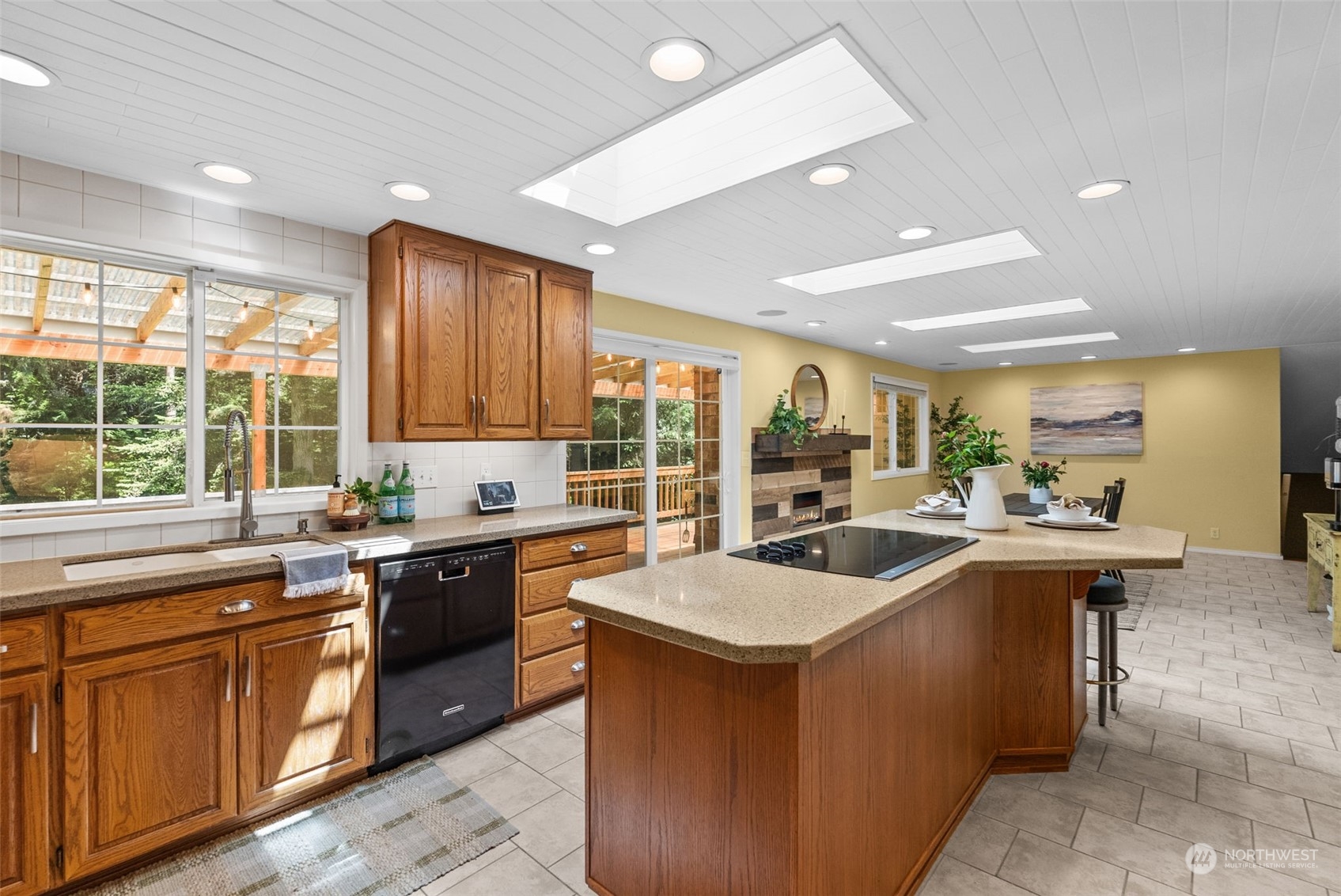 1809 Clorindi Circle NW