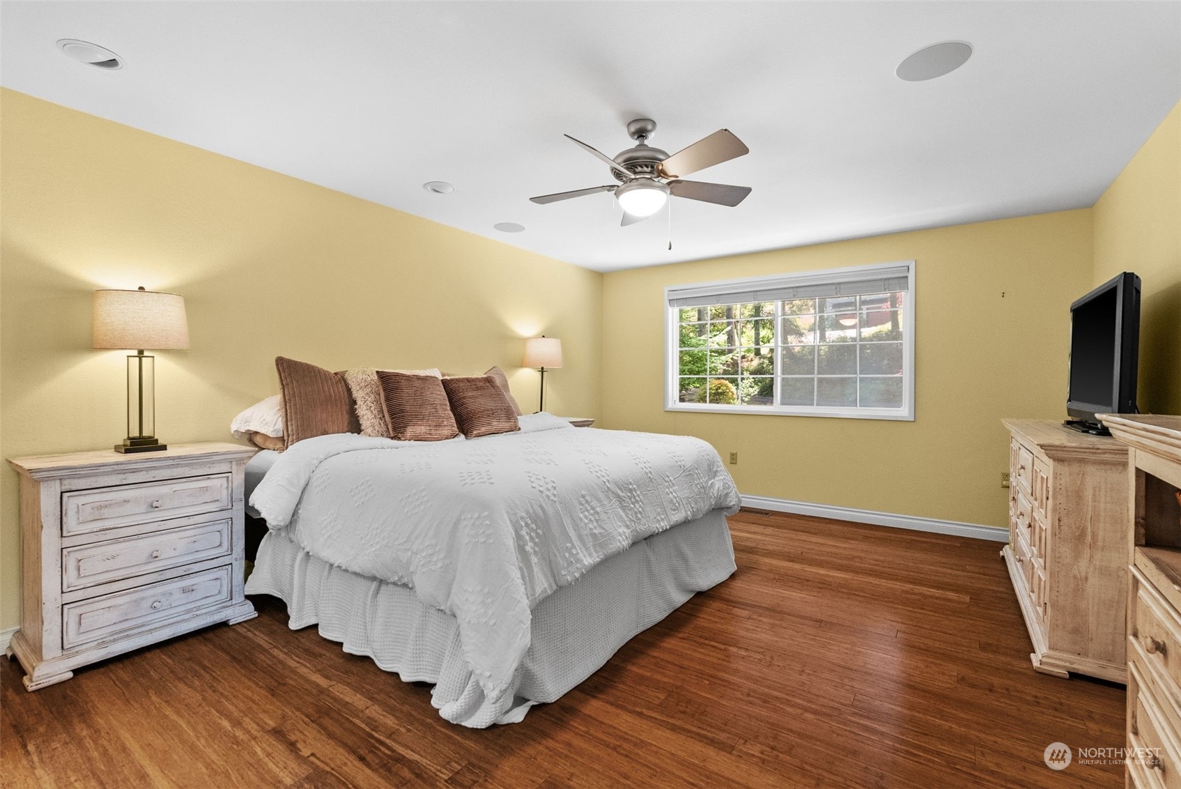 1809 Clorindi Circle NW