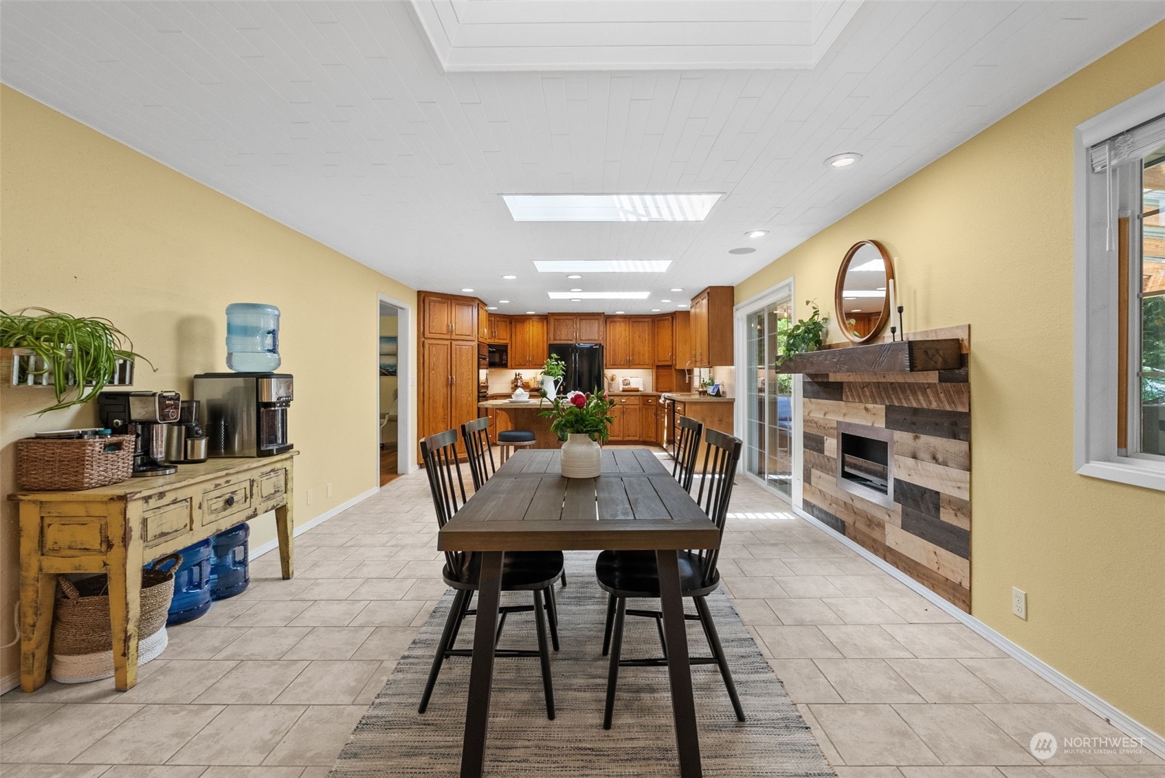 1809 Clorindi Circle NW