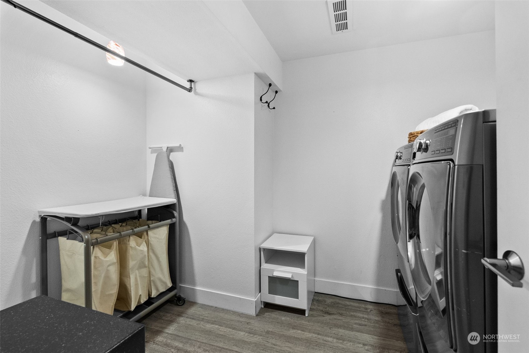 1809 Clorindi Circle NW