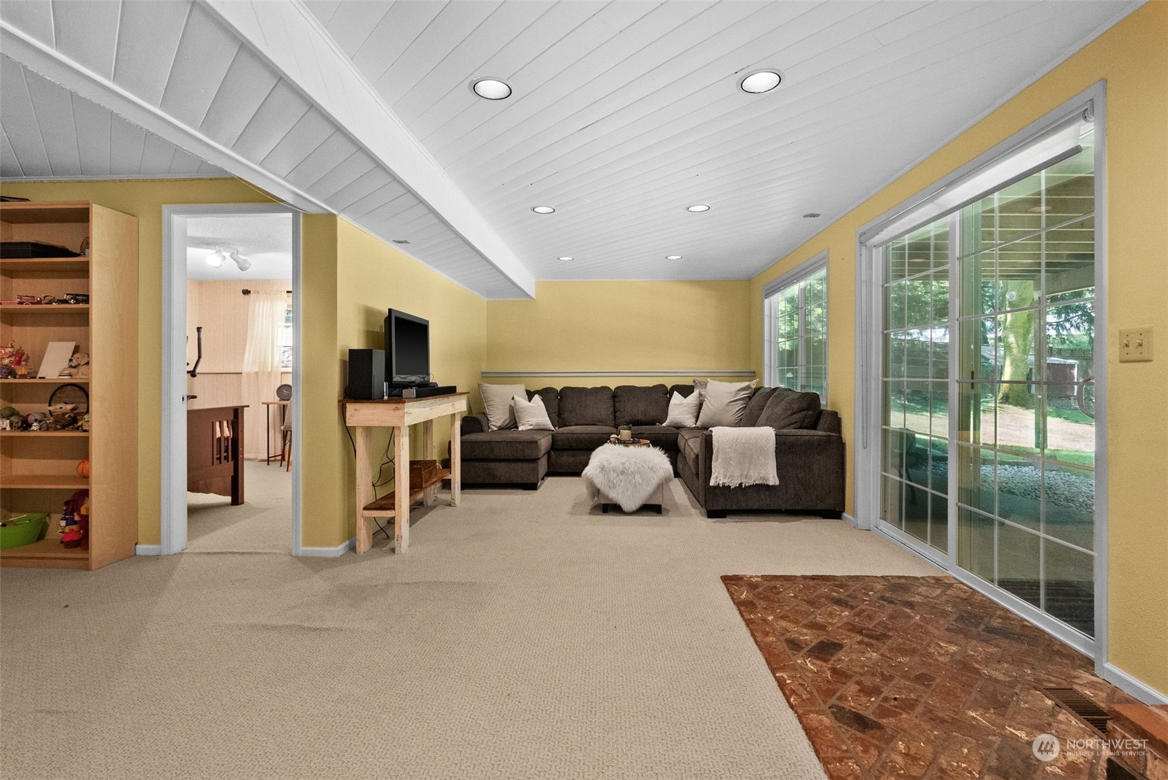 1809 Clorindi Circle NW