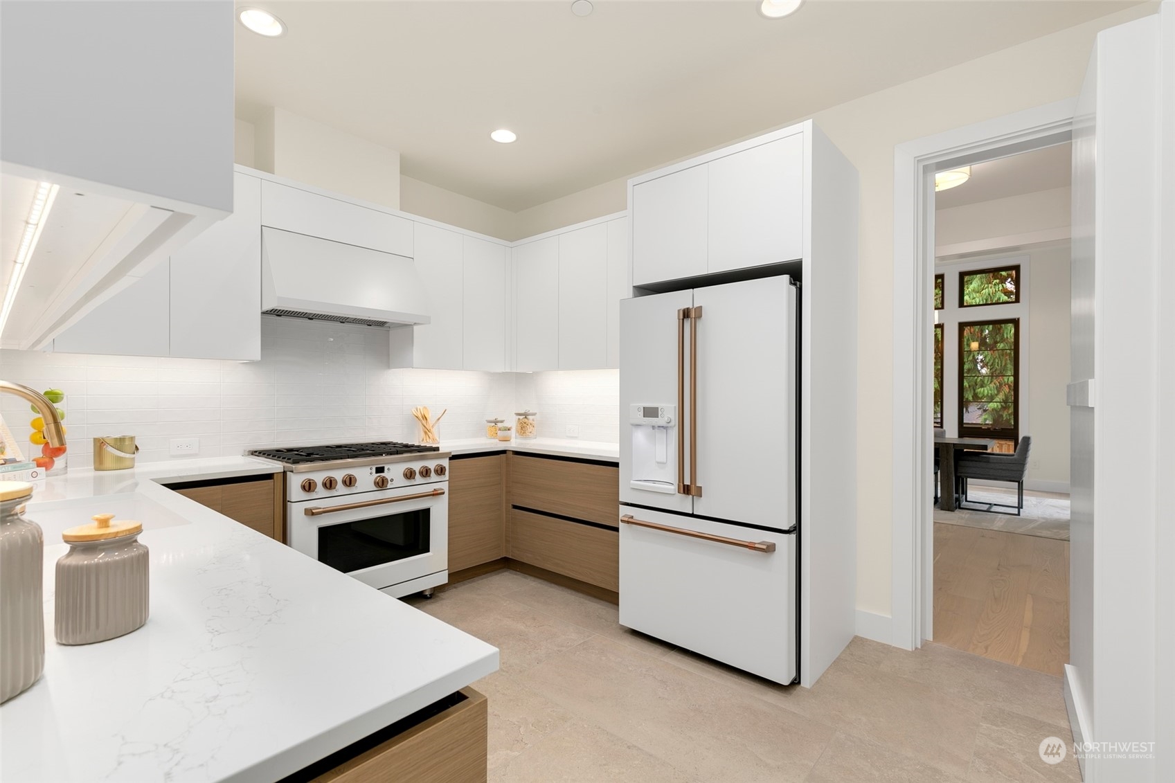 10529 SE 28th Street