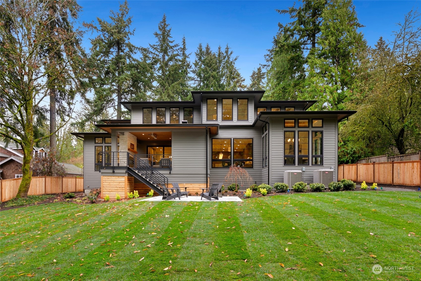 10529 SE 28th Street