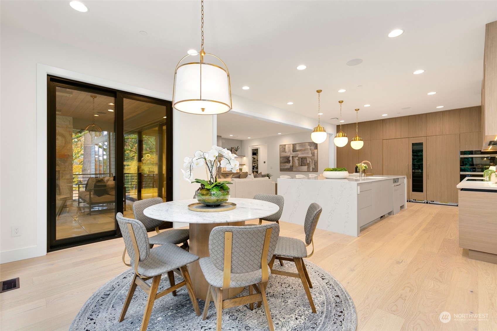 10529 SE 28th Street