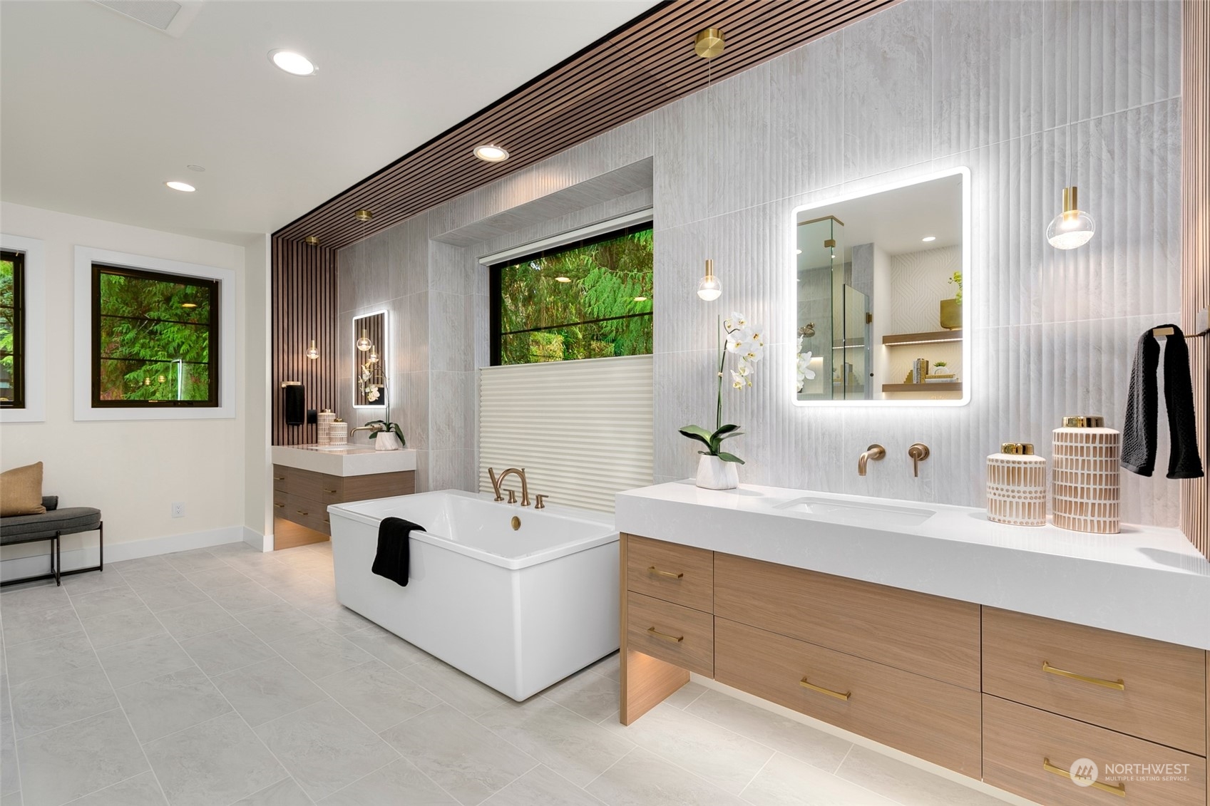 10529 SE 28th Street