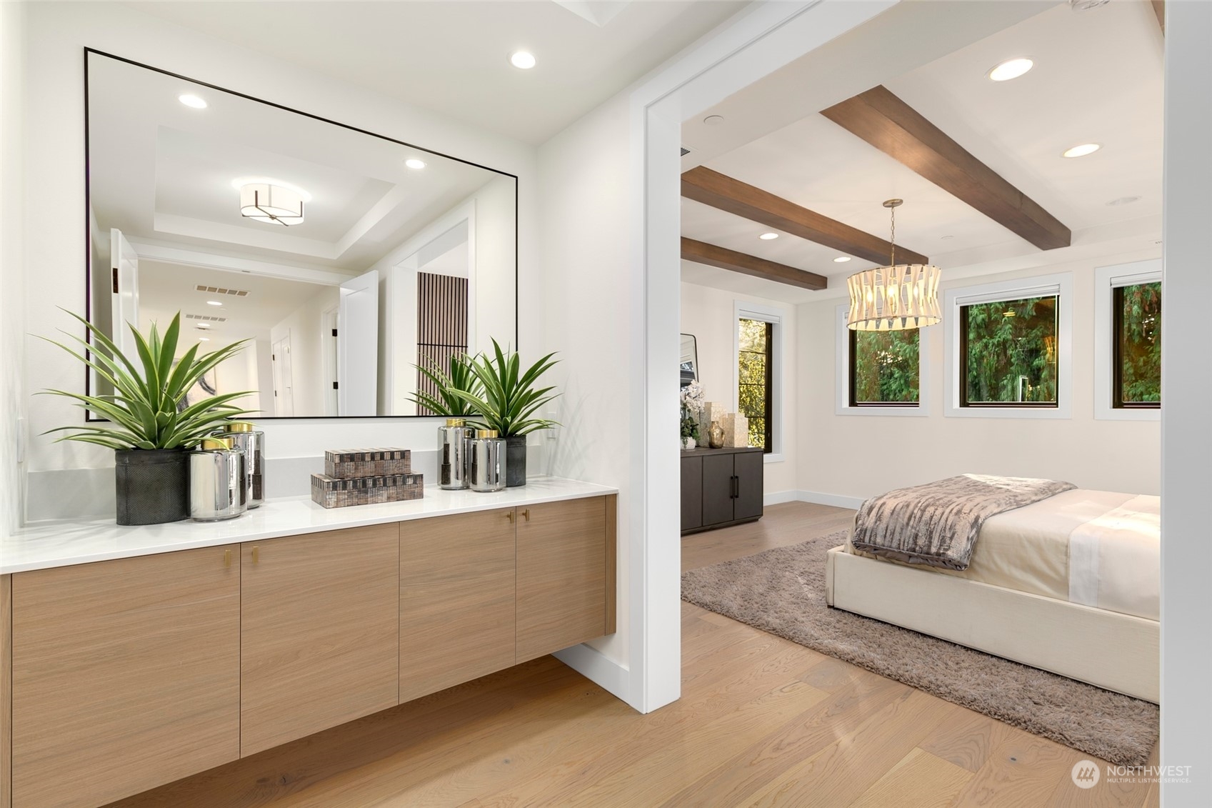 10529 SE 28th Street