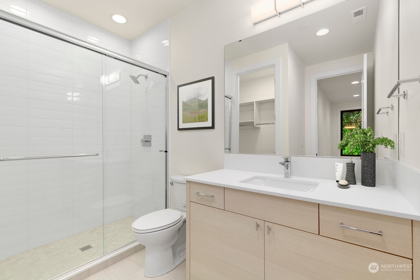 10529 SE 28th Street