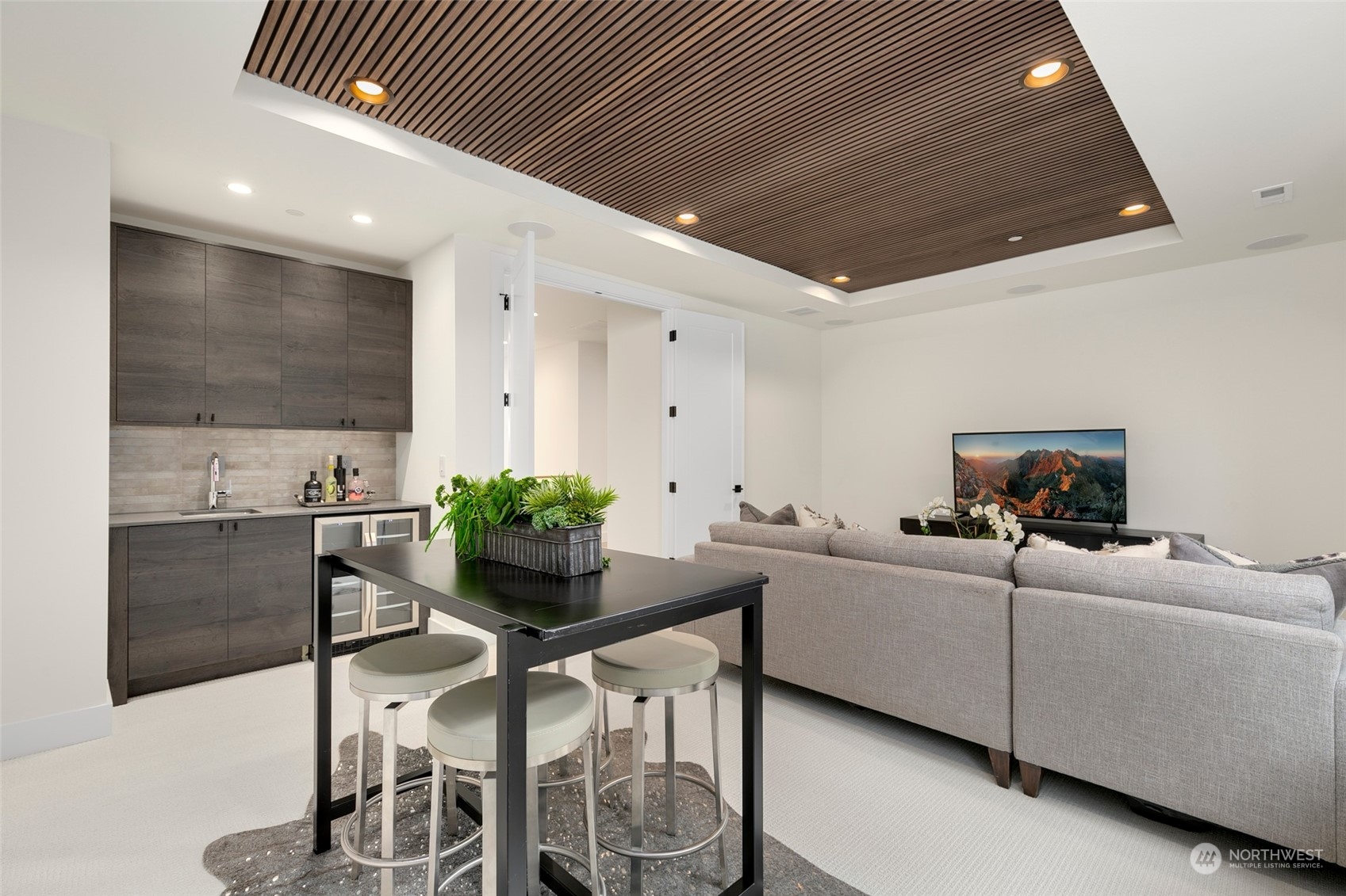 10529 SE 28th Street