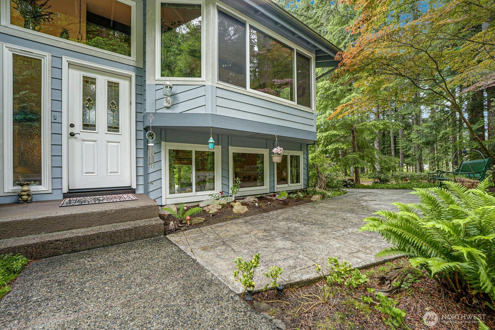 8105 Van Decar Road SE