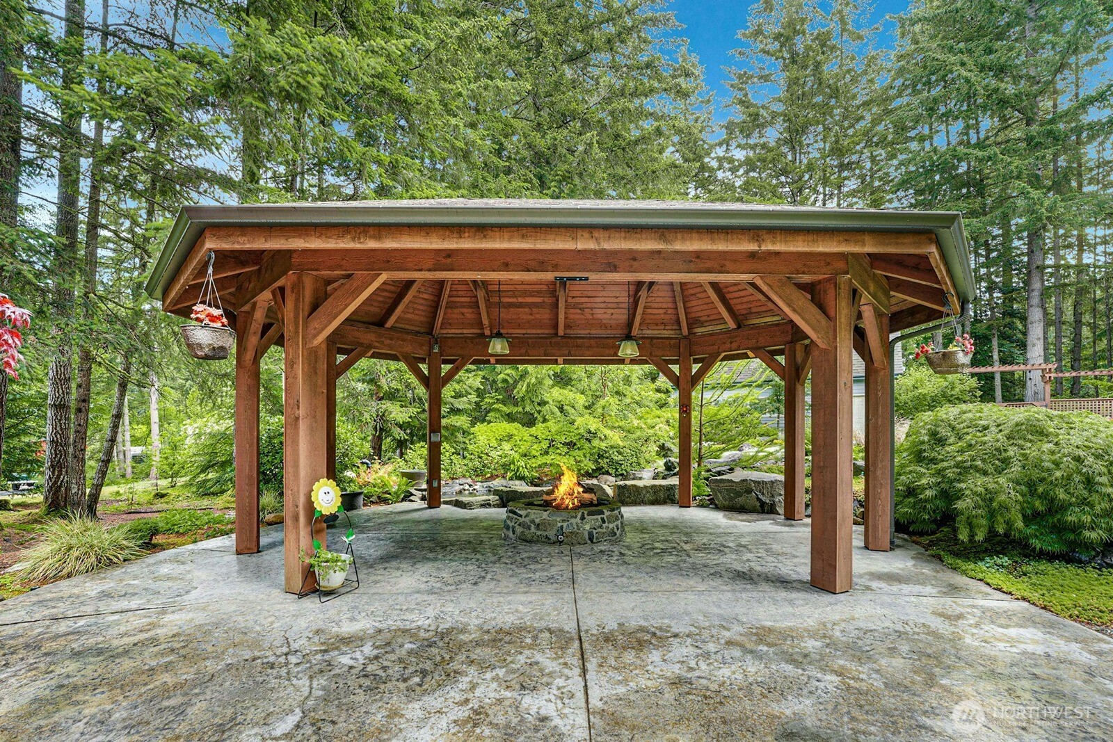 8105 Van Decar Road SE