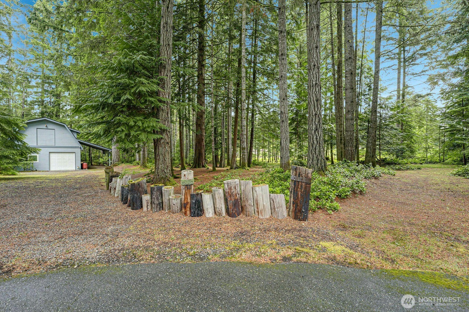 8105 Van Decar Road SE