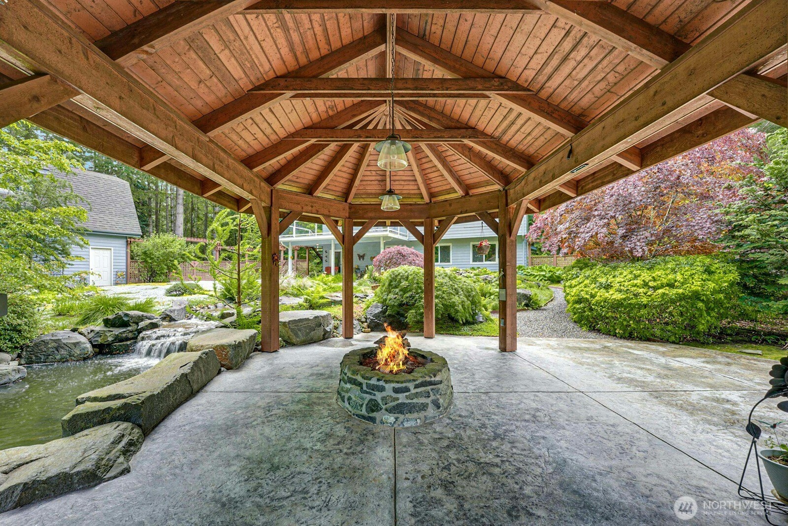 8105 Van Decar Road SE