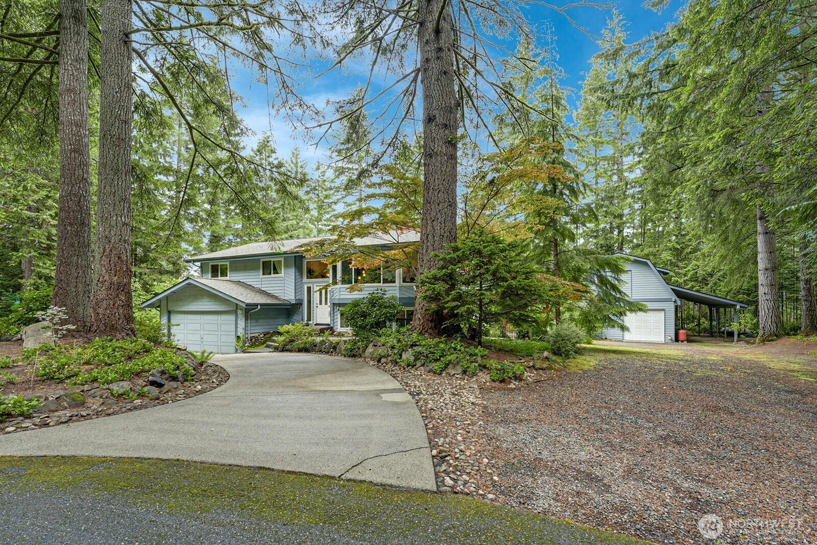 8105 Van Decar Road SE