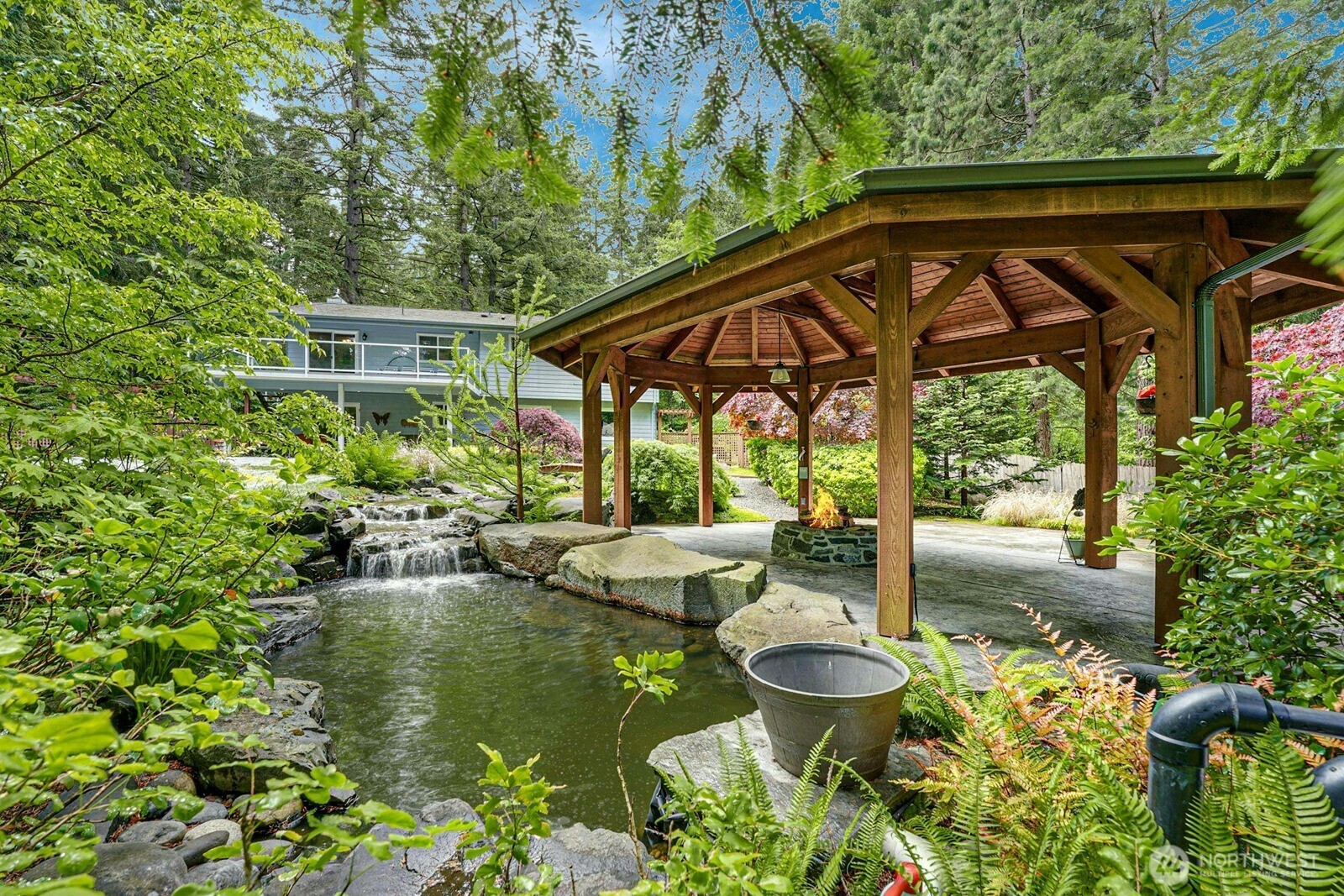 8105 Van Decar Road SE