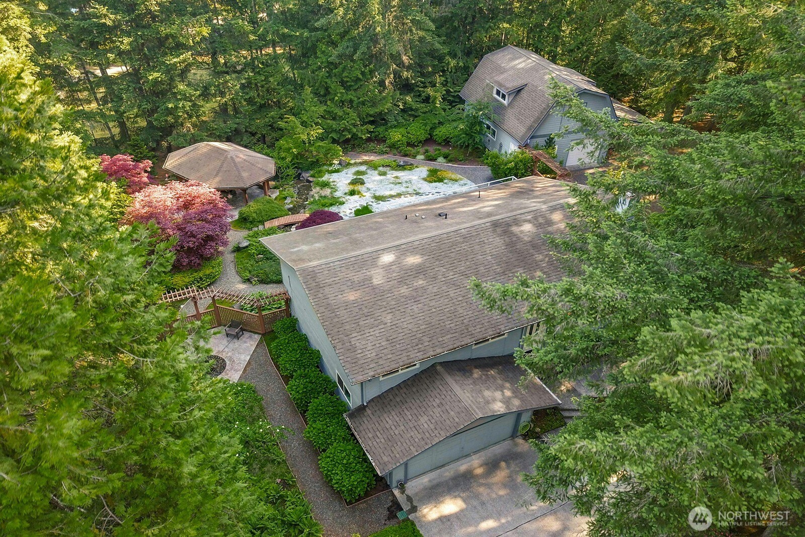 8105 Van Decar Road SE