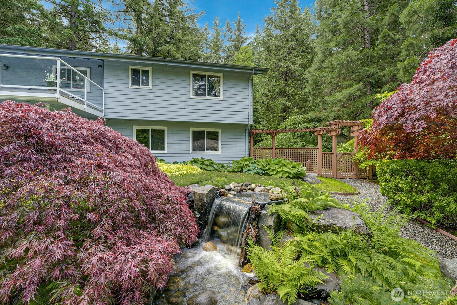 8105 Van Decar Road SE