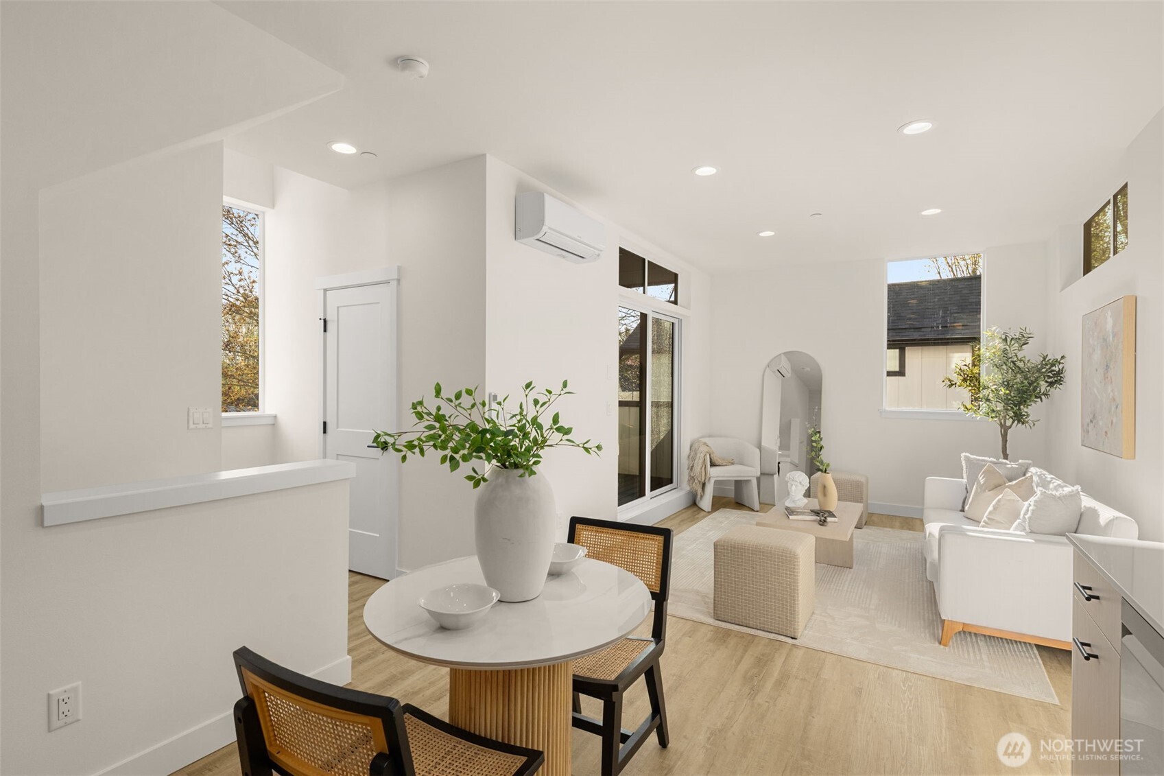 4741 B 49th Avenue SW