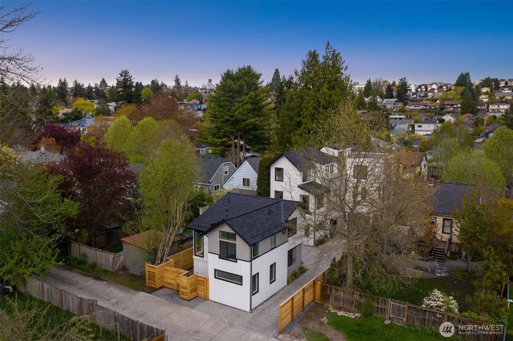 4741 B 49th Avenue SW