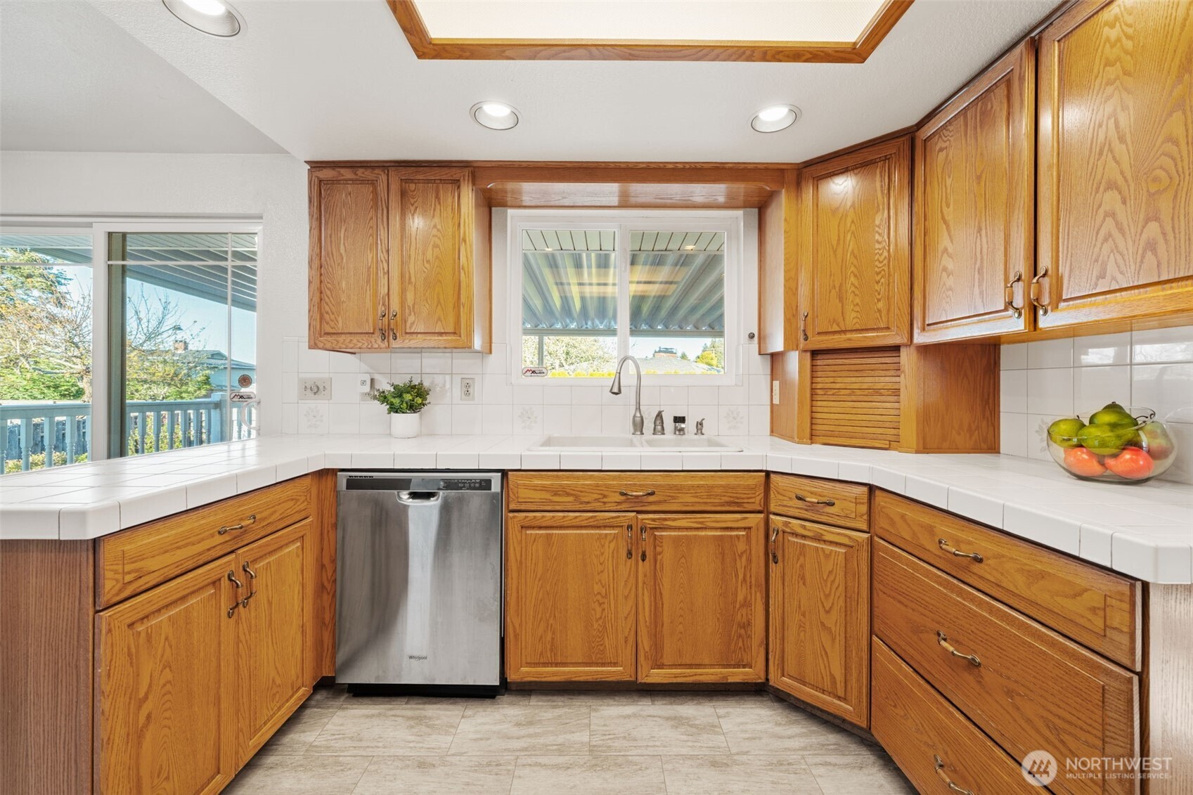 1707 N Jackson Avenue