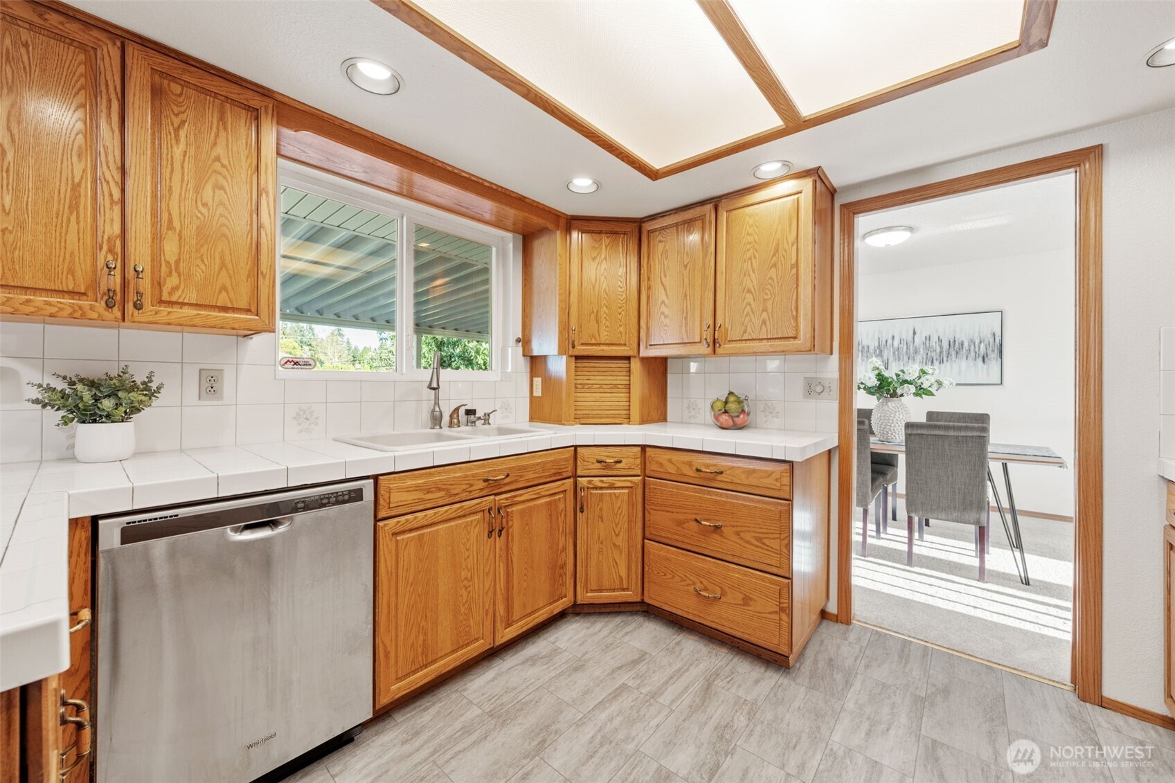 1707 N Jackson Avenue