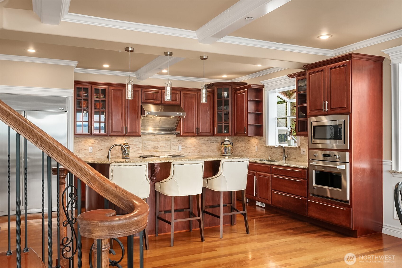 16523 Maplewild Avenue SW