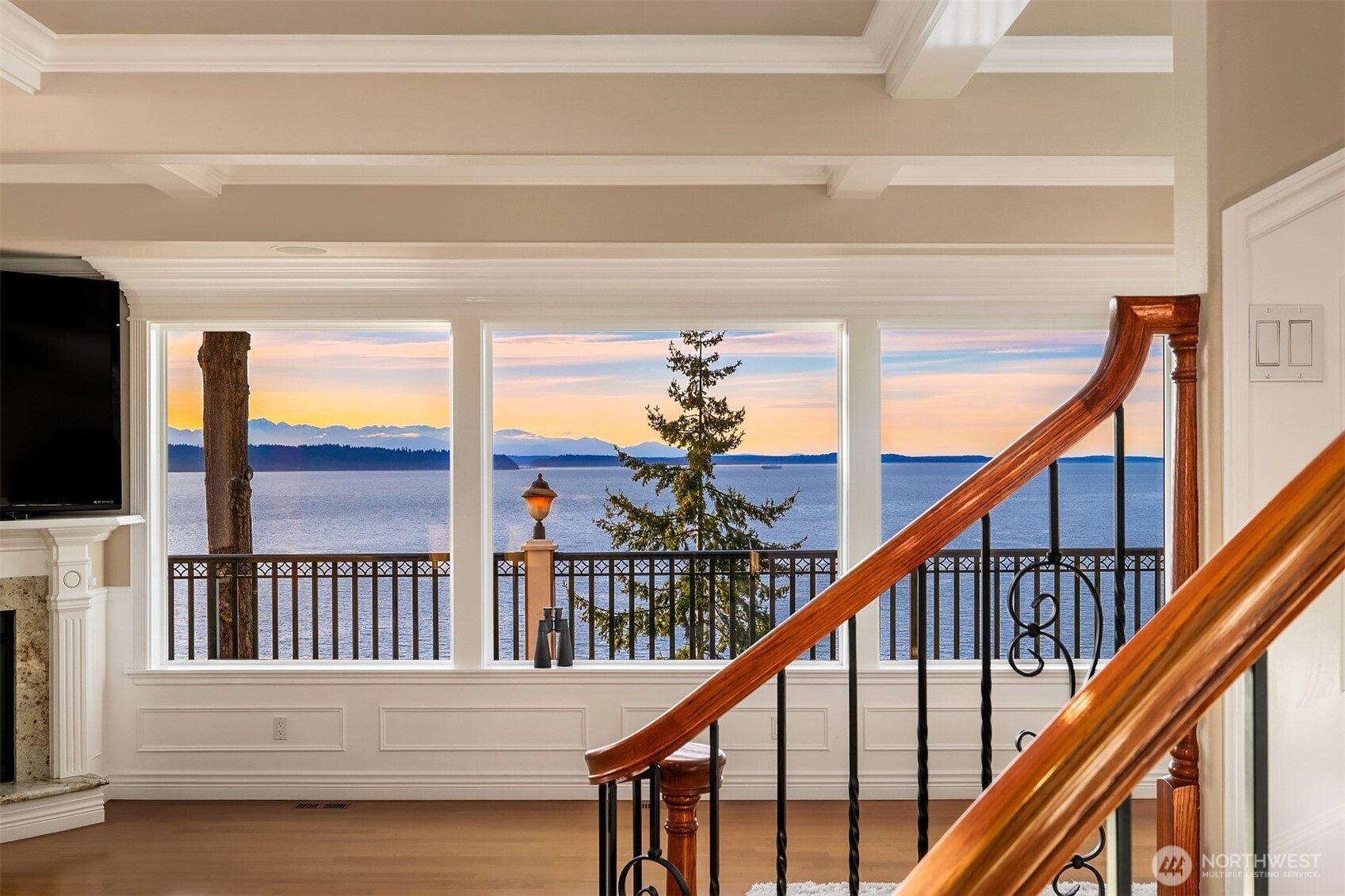 16523 Maplewild Avenue SW