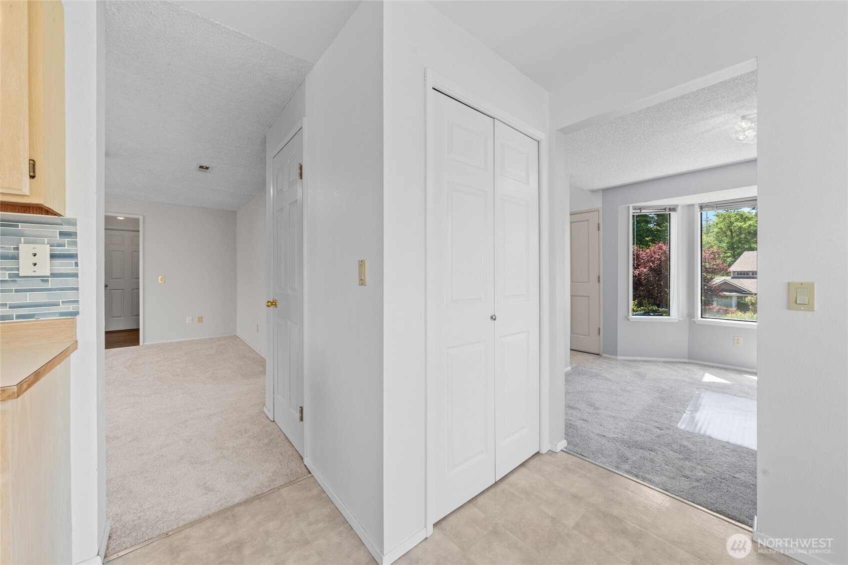 3717 Inverness Drive NE