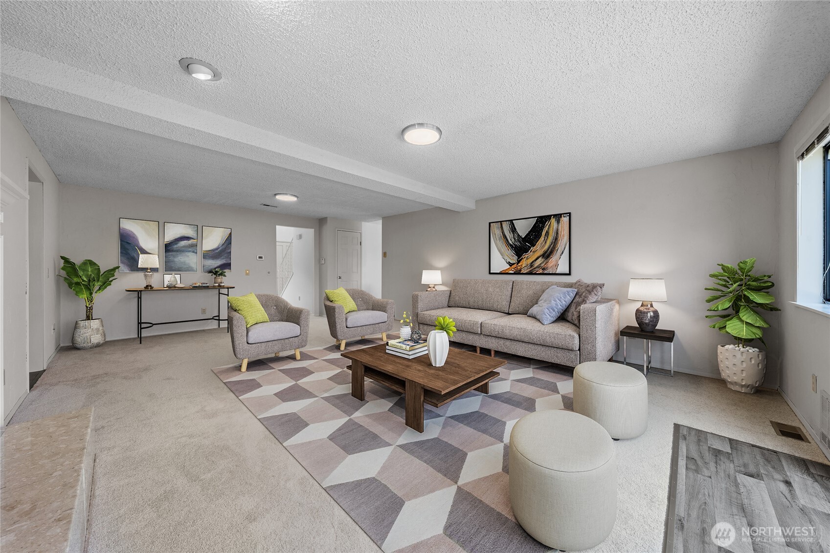 3717 Inverness Drive NE