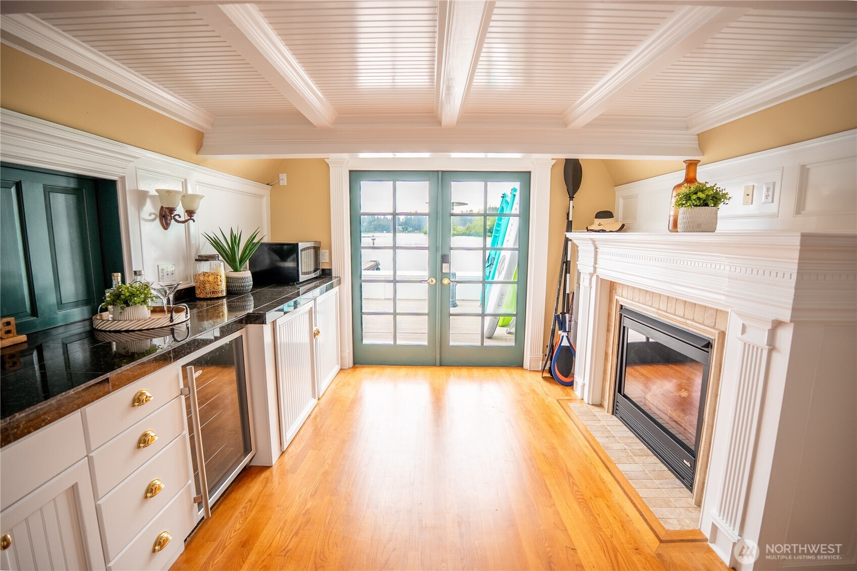 10007 Lake Steilacoom Drive SW