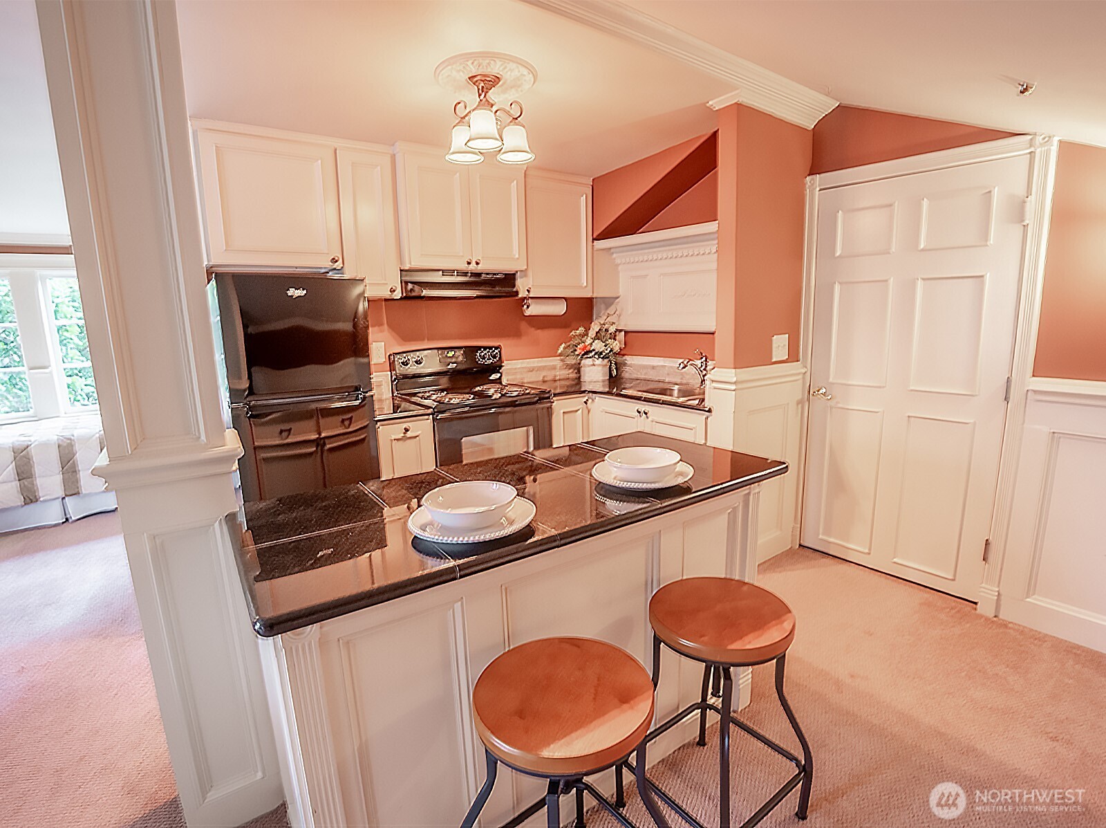 10007 Lake Steilacoom Drive SW