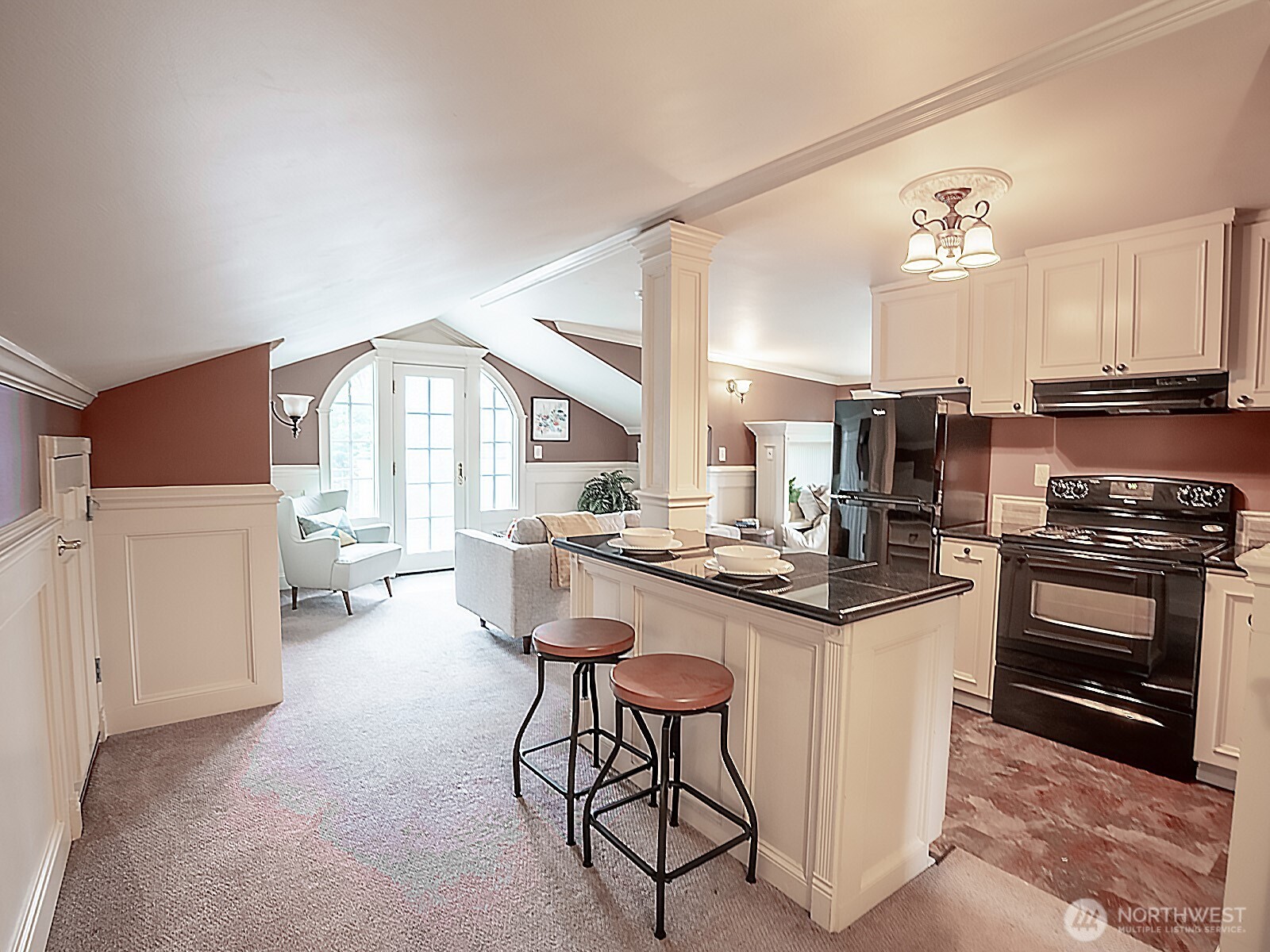 10007 Lake Steilacoom Drive SW