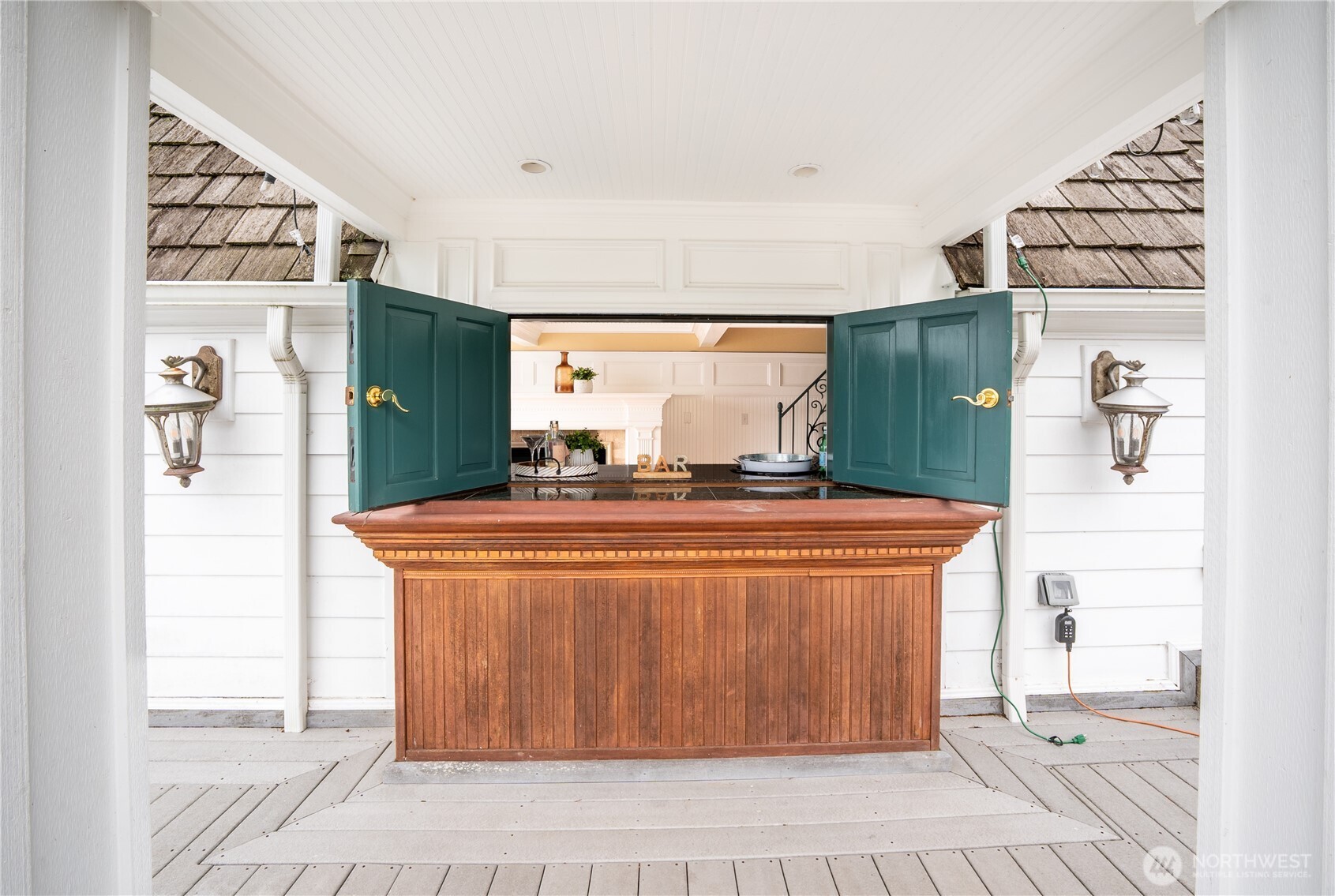 10007 Lake Steilacoom Drive SW