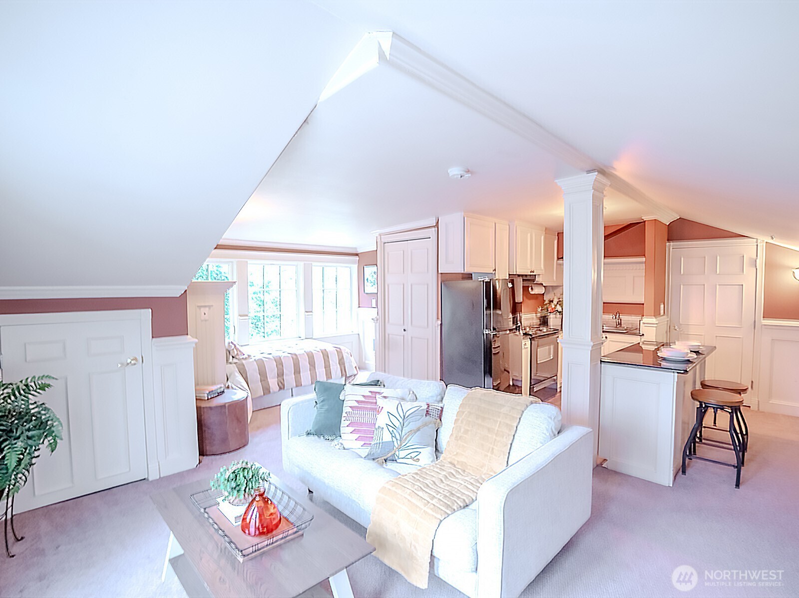 10007 Lake Steilacoom Drive SW