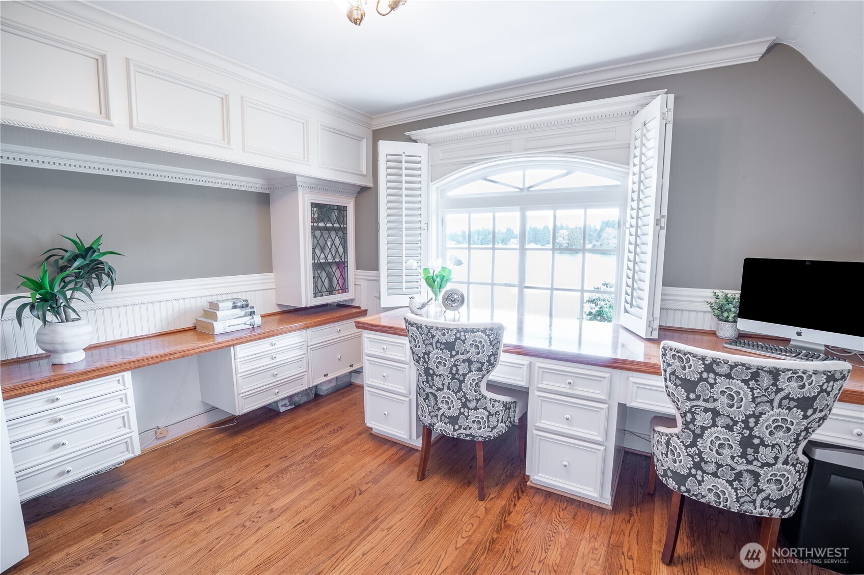 10007 Lake Steilacoom Drive SW