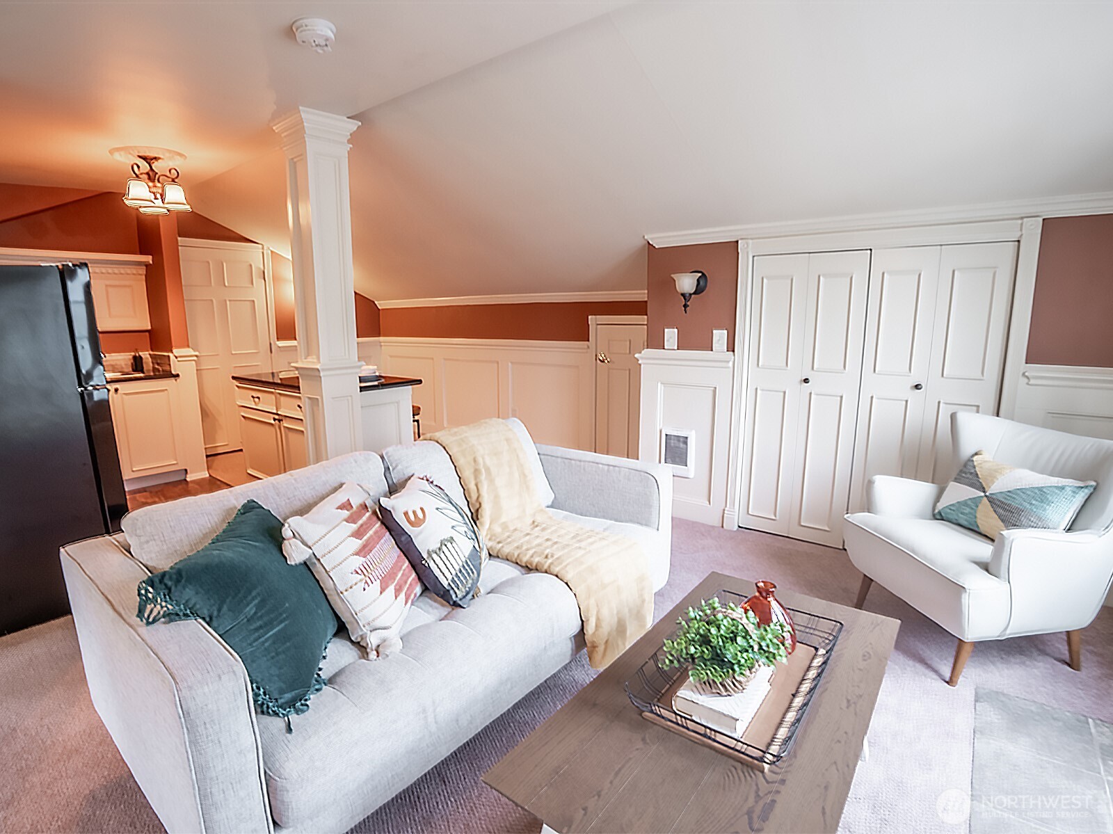 10007 Lake Steilacoom Drive SW