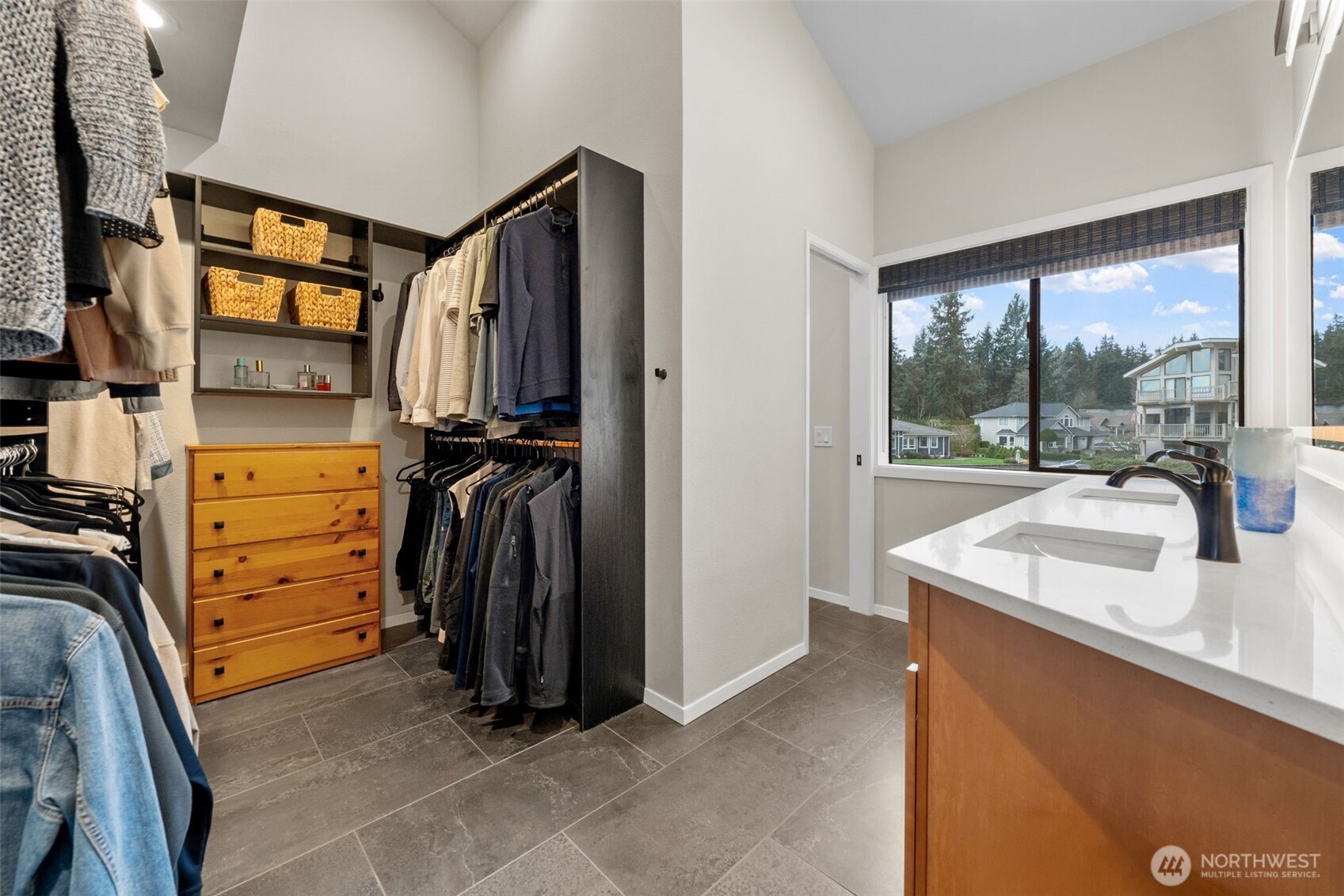 2027 Narrows View Circle NW Unit: E244
