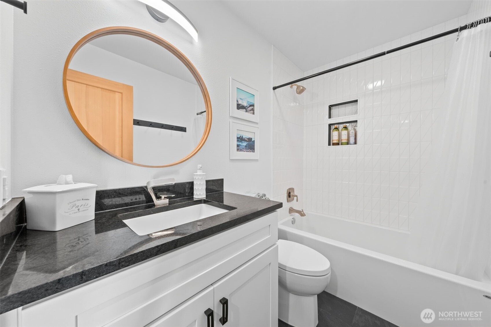 2027 Narrows View Circle NW Unit: 243