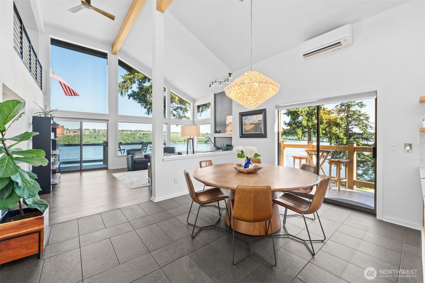 2027 Narrows View Circle NW Unit: 243