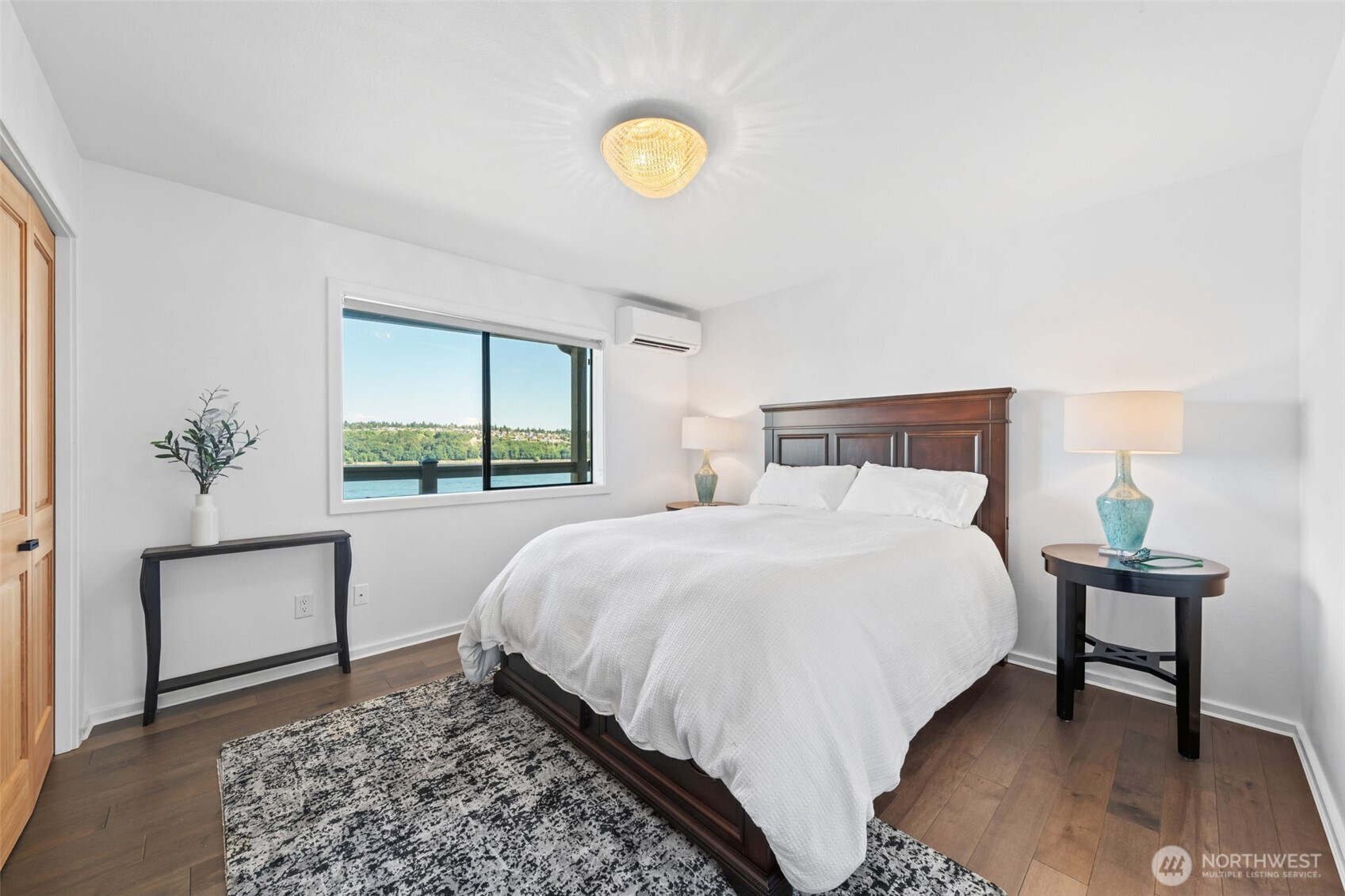 2027 Narrows View Circle NW Unit: 243