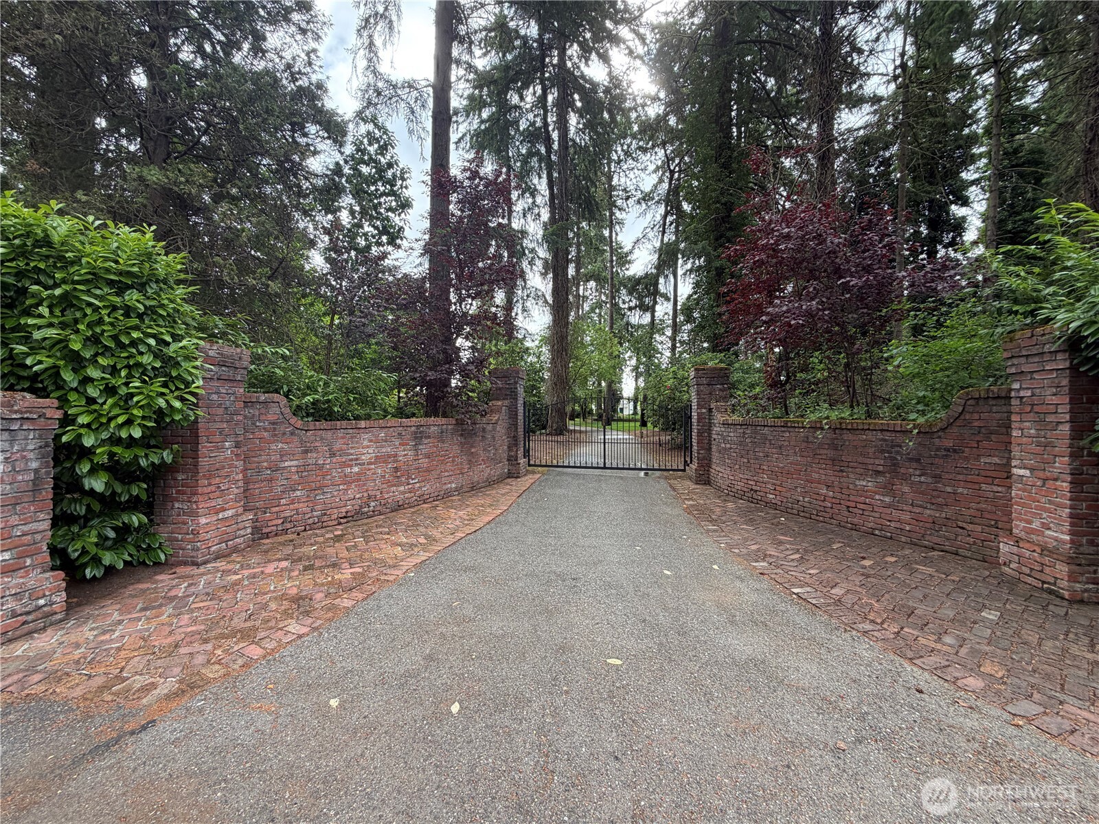 10007 Lake Steilacoom Drive SW