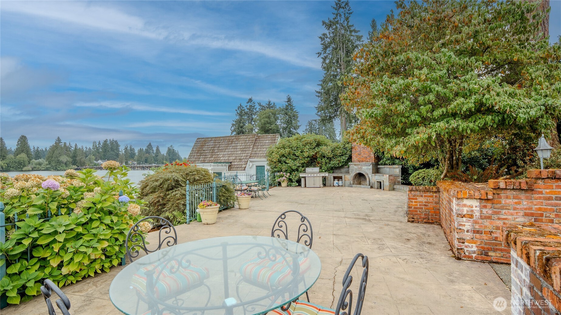 10007 Lake Steilacoom Drive SW