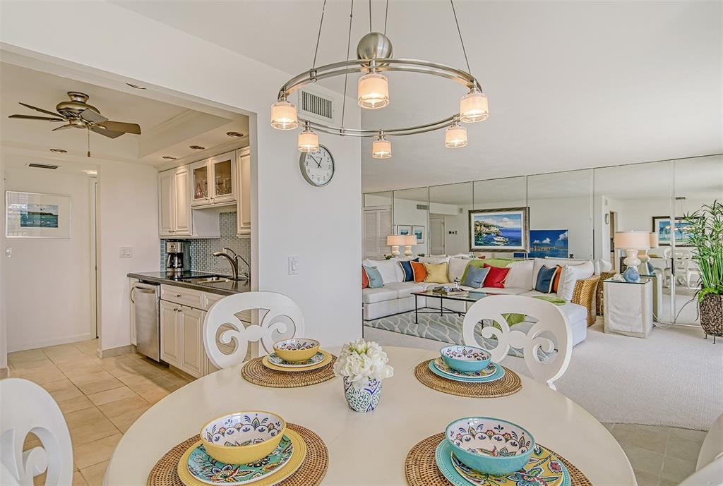 1701 GULF OF MEXICO DRIVE Unit: 404