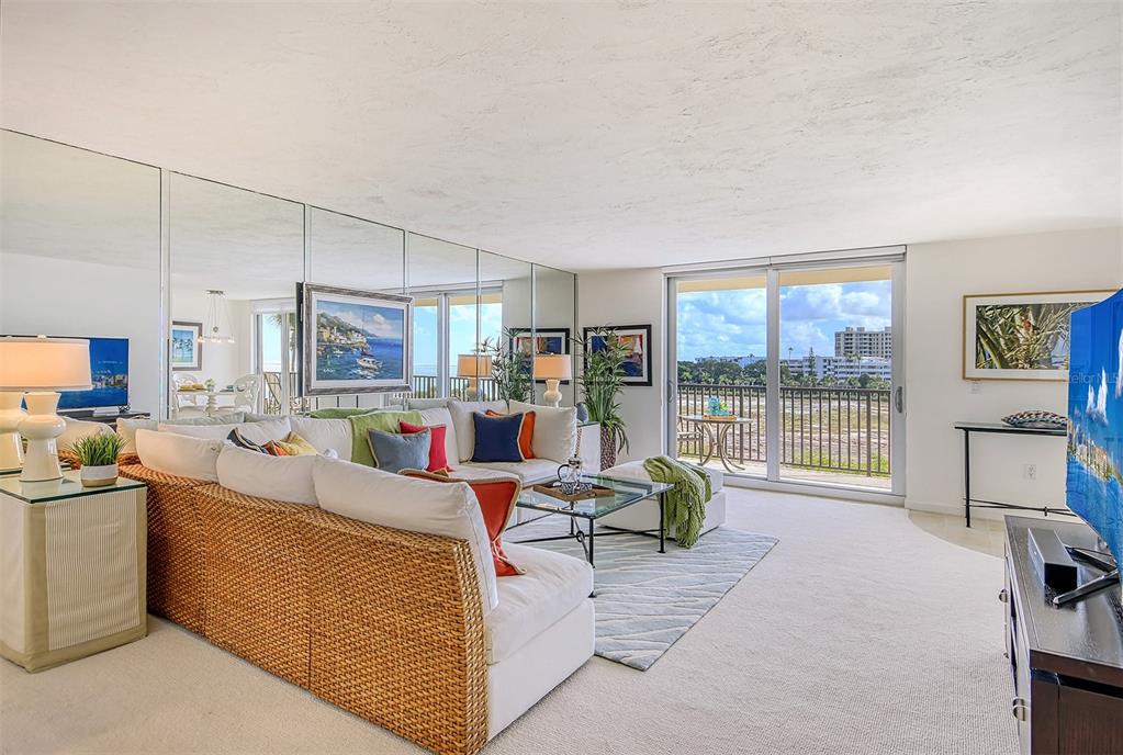 1701 GULF OF MEXICO DRIVE Unit: 404