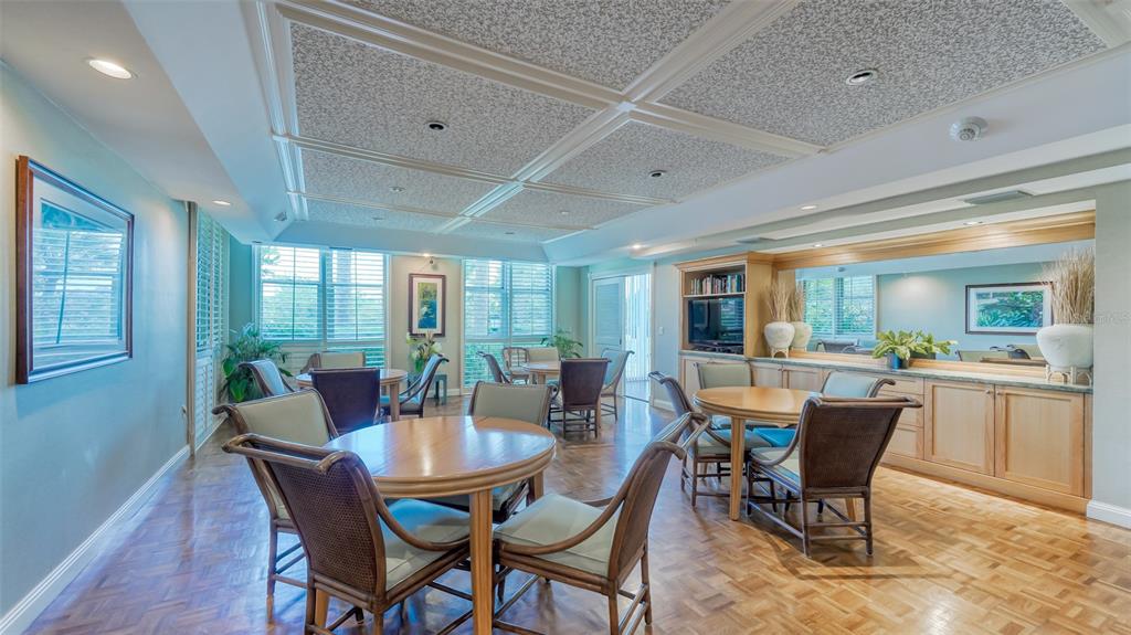 1701 GULF OF MEXICO DRIVE Unit: 404