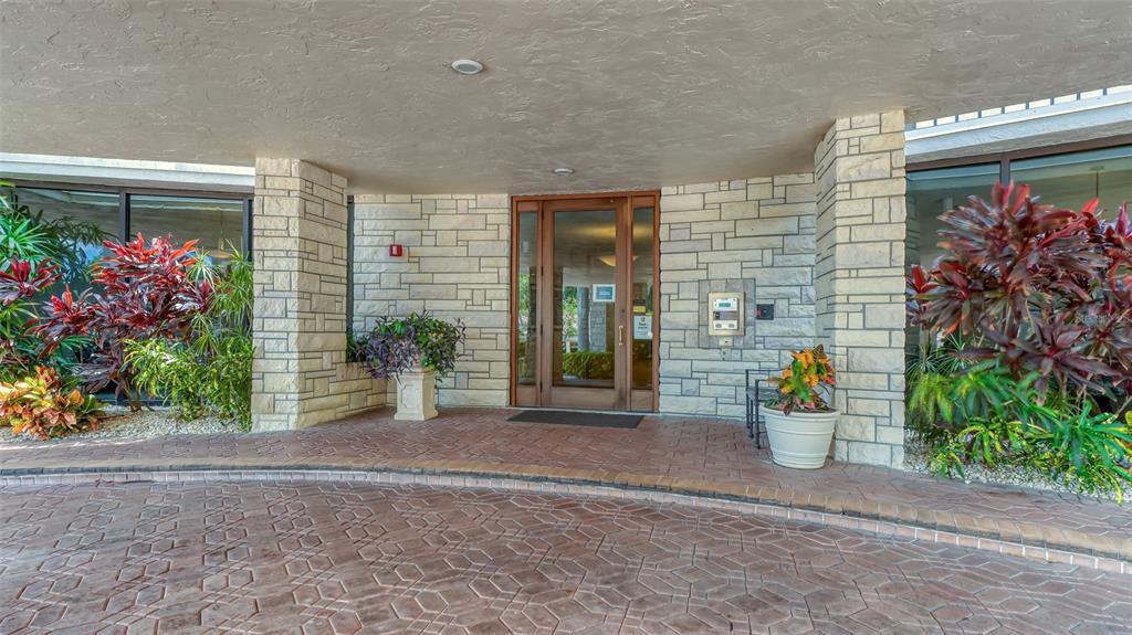 1701 GULF OF MEXICO DRIVE Unit: 404
