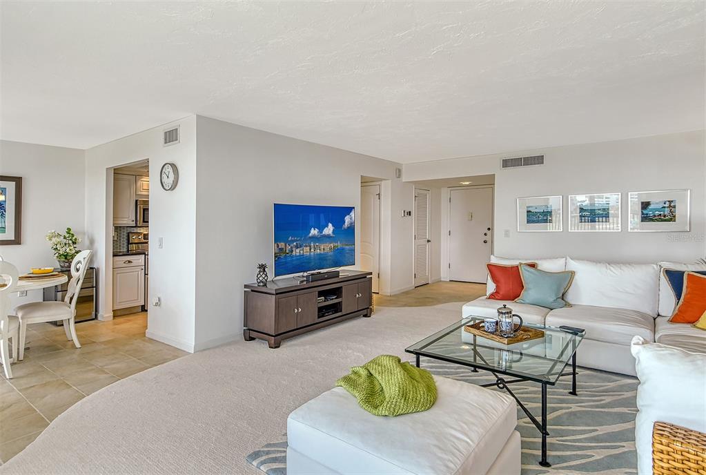 1701 GULF OF MEXICO DRIVE Unit: 404