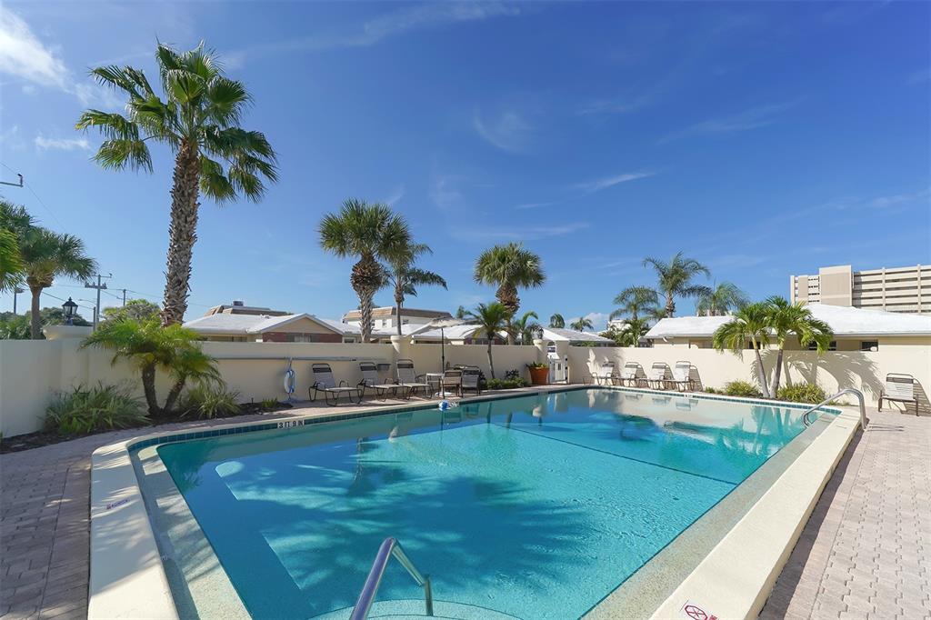 6140 MIDNIGHT PASS ROAD Unit: 208