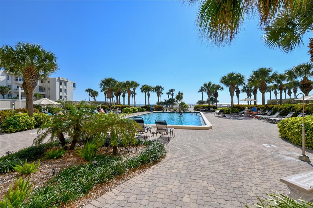 6140 MIDNIGHT PASS ROAD Unit: 208