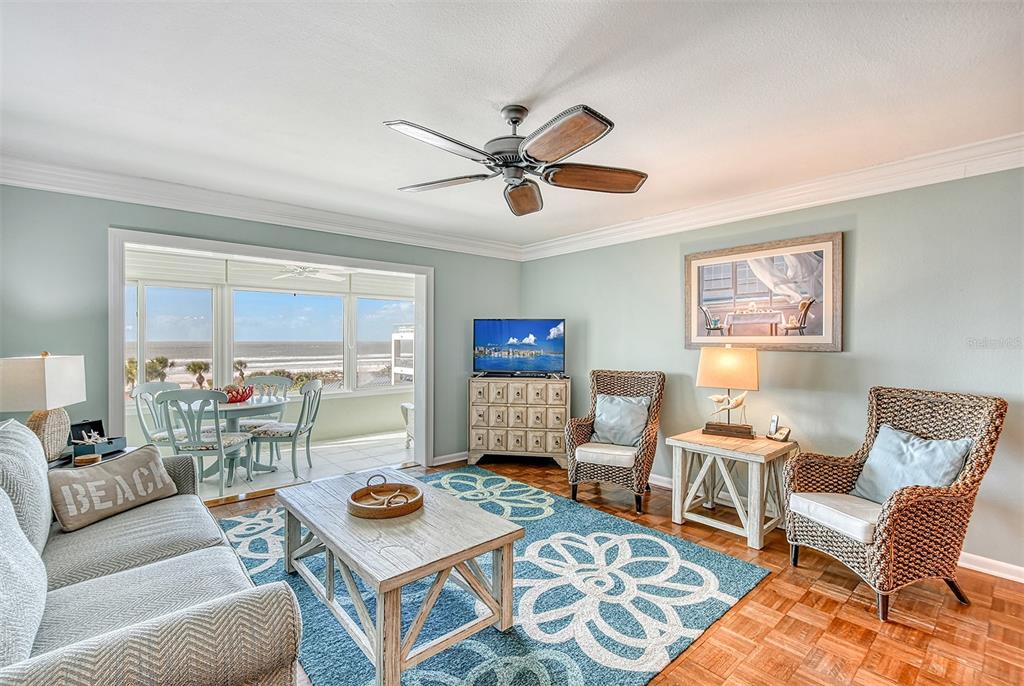 6140 MIDNIGHT PASS ROAD Unit: 208