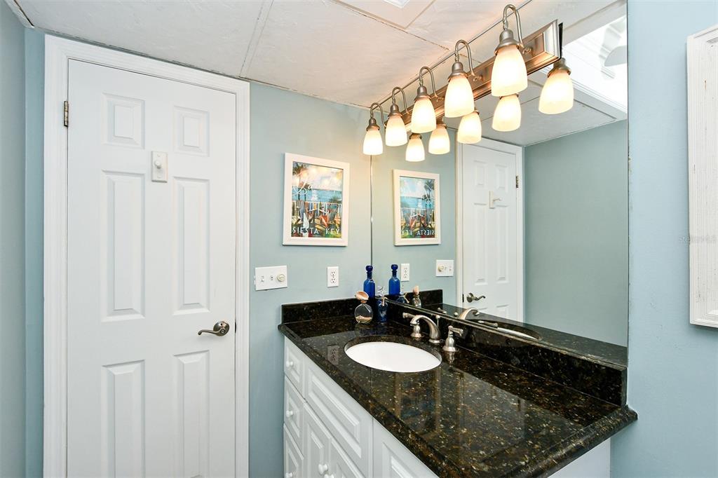 6140 MIDNIGHT PASS ROAD Unit: 208